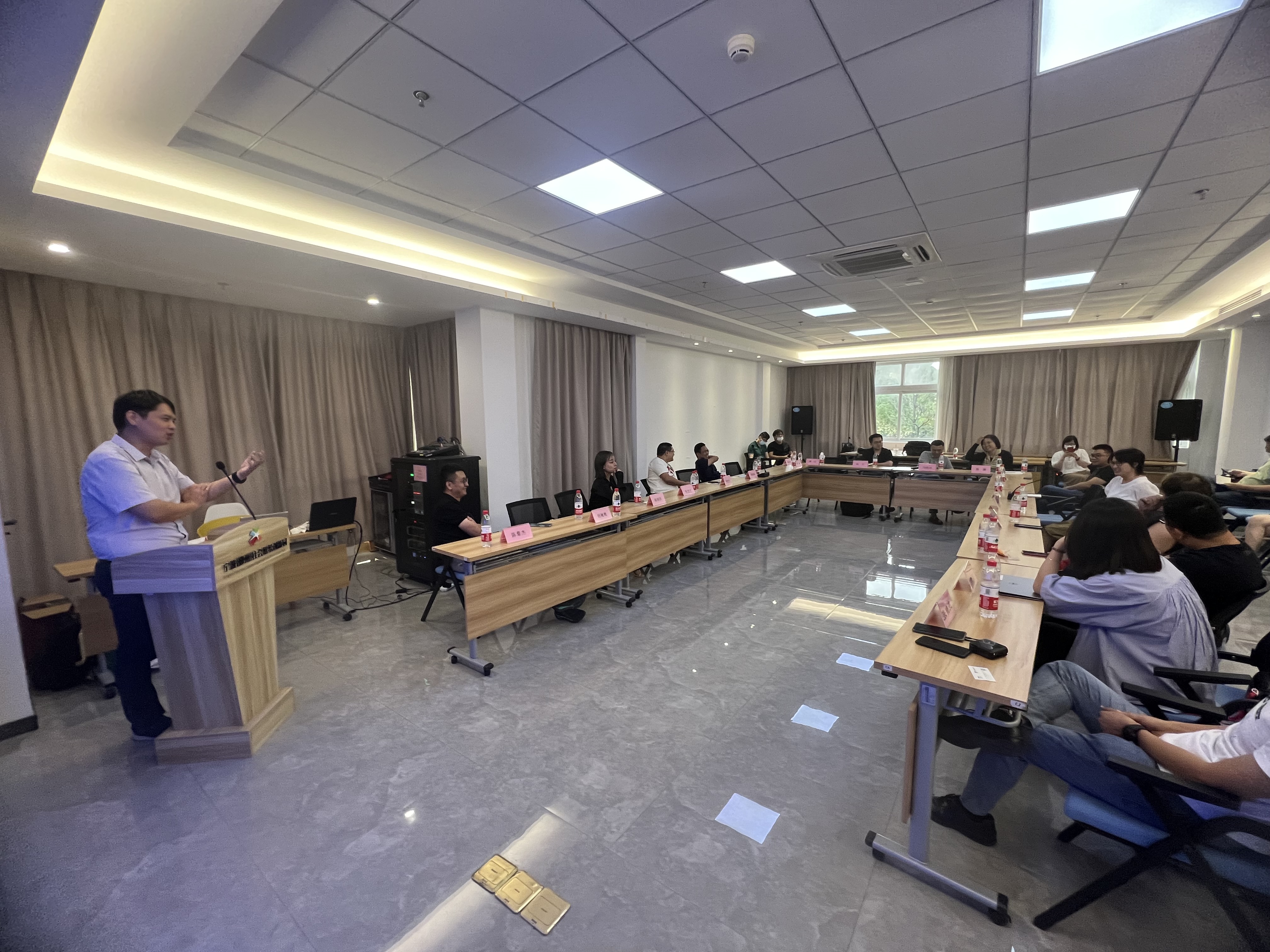 顶级大咖助力大卖*局破**中国（宁波）大家居跨境企业家趋势峰会举办