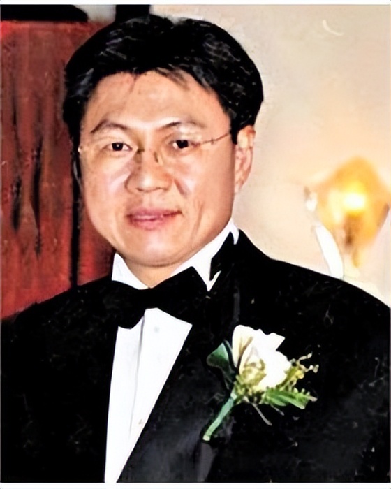 巩俐巅峰时期照片,巩俐40岁时颜值巅峰