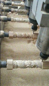 姑娘这么可爱竟然当保安，大叔都忍不住多看两眼，太屈才了: