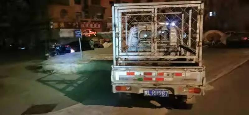 违停曝光平台,违停曝光的车辆