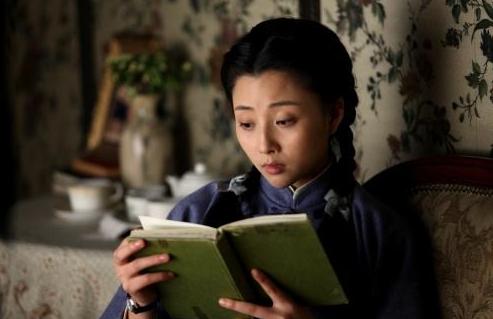 前夫是个贪污犯，历任男友都莫名其妙的分手，殷桃的感情路真难走