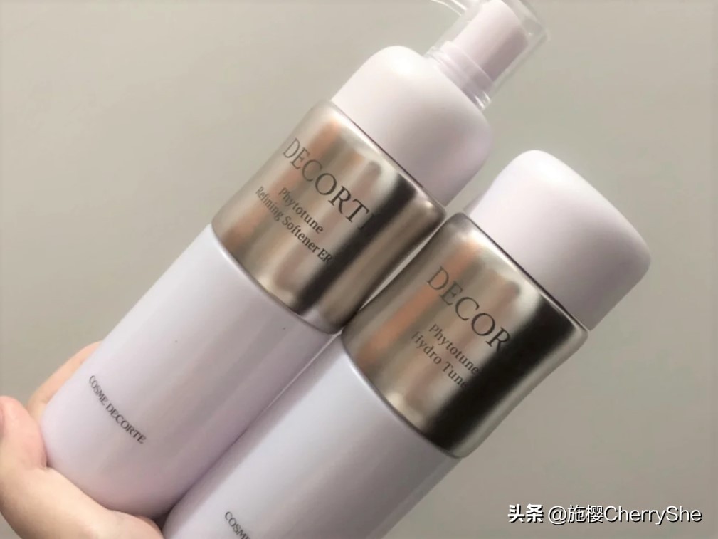 油皮公认最好用的水乳秋冬国货,2023油皮泛红水乳推荐