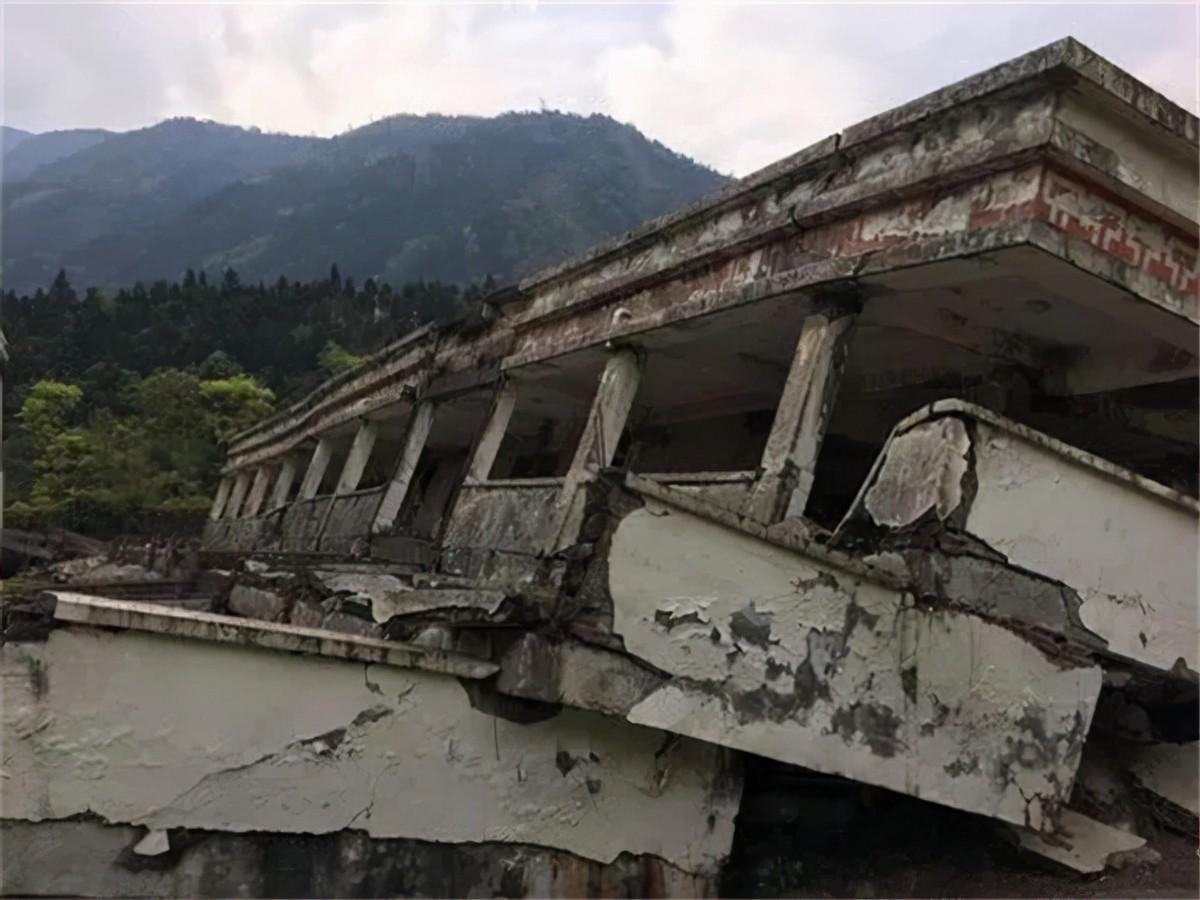 汶川大地震留下的神车,汶川地震中最特殊的车