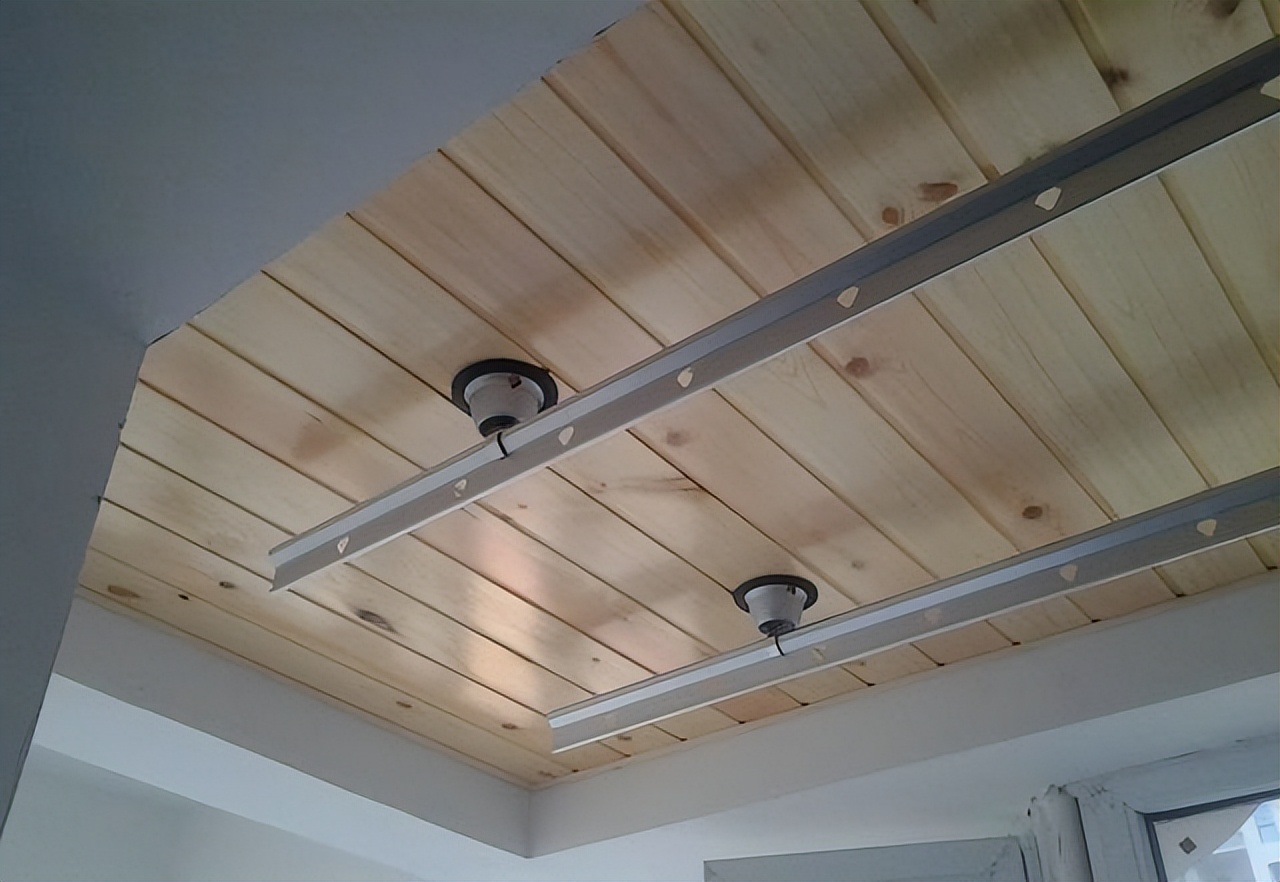 阳台吊顶还能装升降晾衣架吗,阳台吊顶可以安装升降晾衣架吗