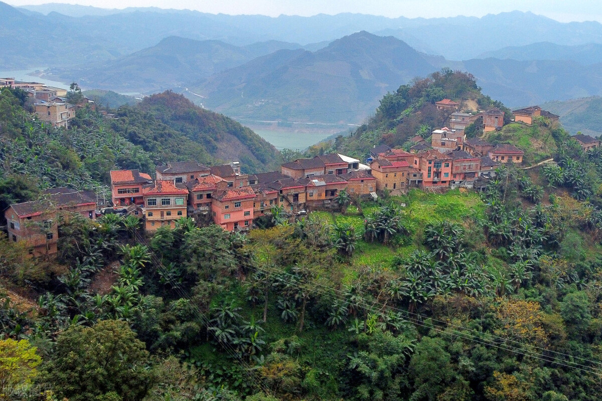 黔东南苗族侗族自治州古寨,黔东南黎平中潮侗寨