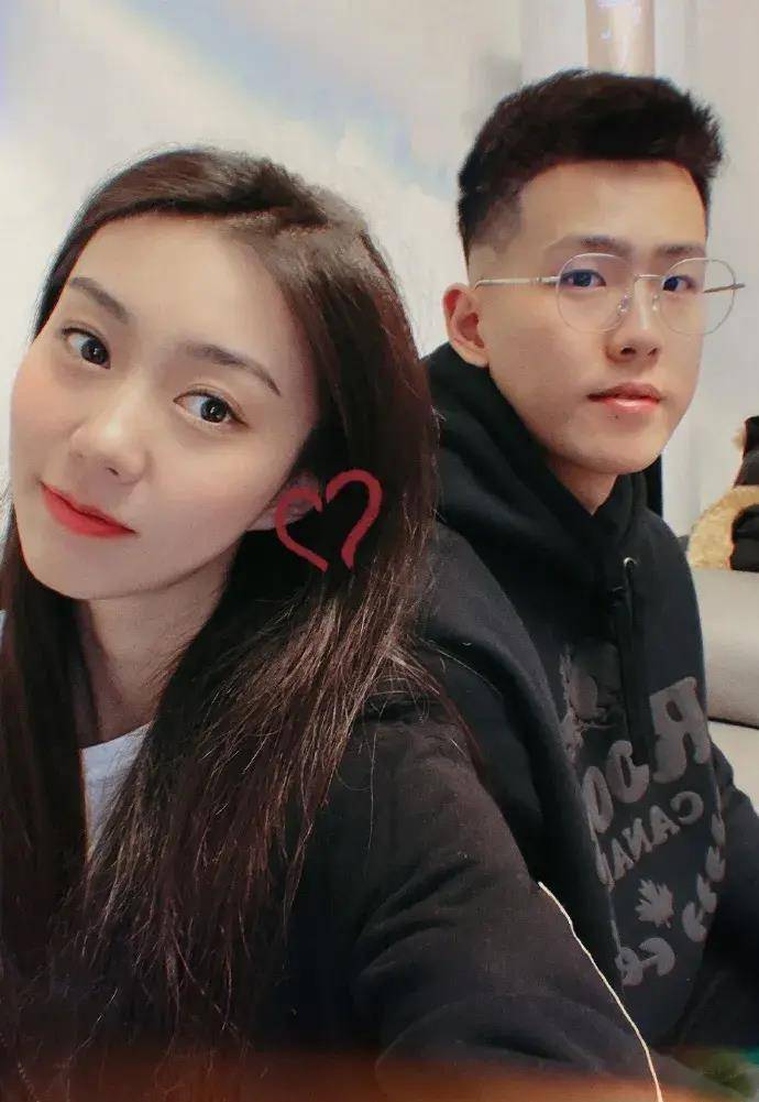 中国女篮王思雨照片好看一点的,徐杰和张茹王思雨身高啥关系