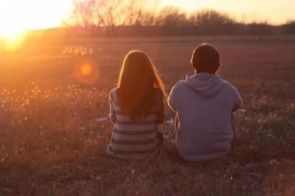 美国男子通过手术生下男孩,美国一男子顺利诞下男婴