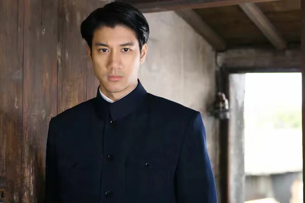 三看《色戒》才明白：汤唯关键时刻背叛组织、放走老易的真实隐情