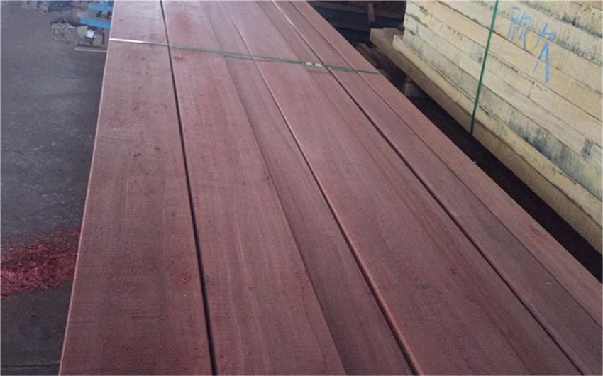 柳桉木地板,柳桉地板