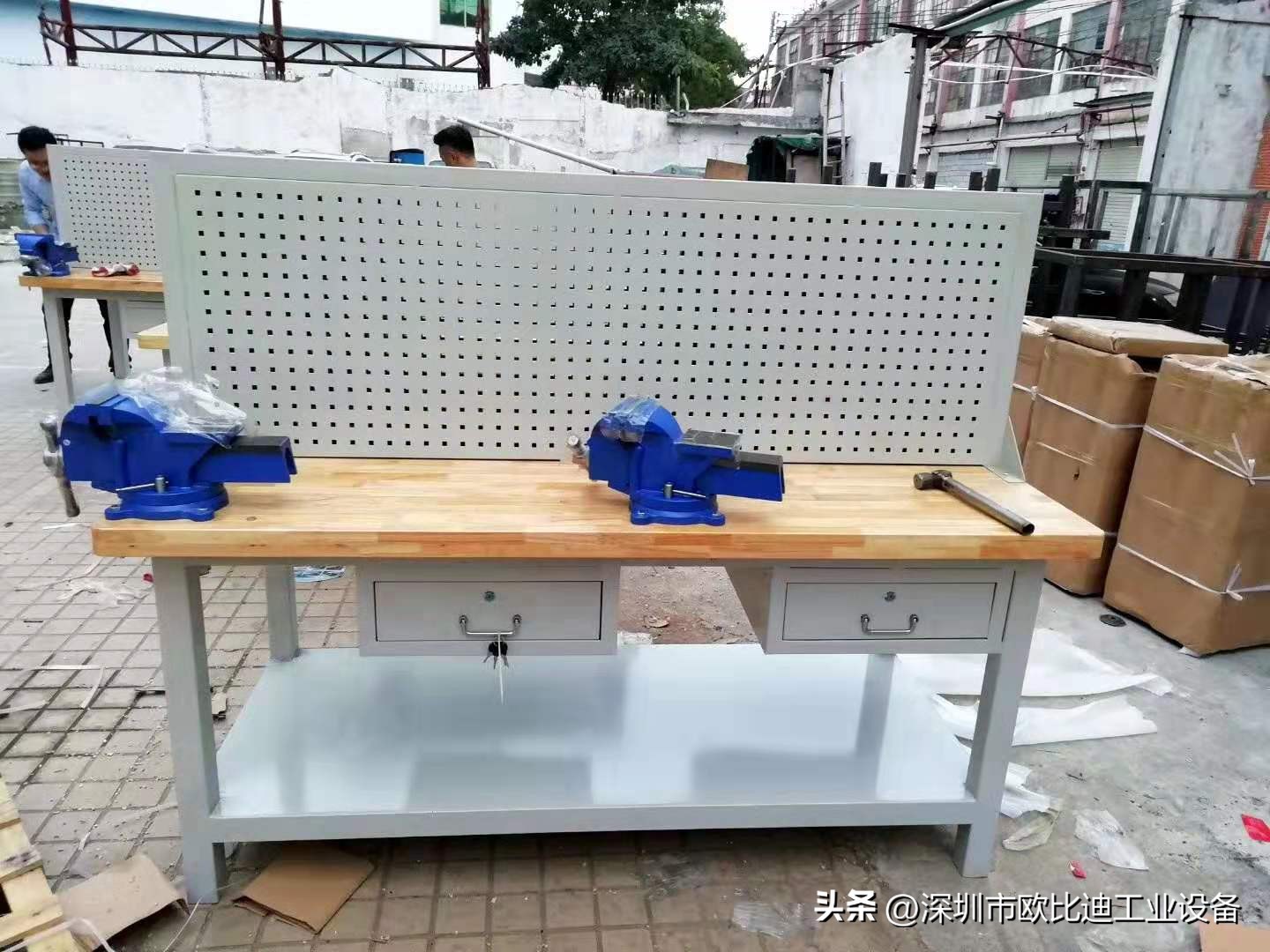 六边形钳工工作台作用,六工位六角工作台图片