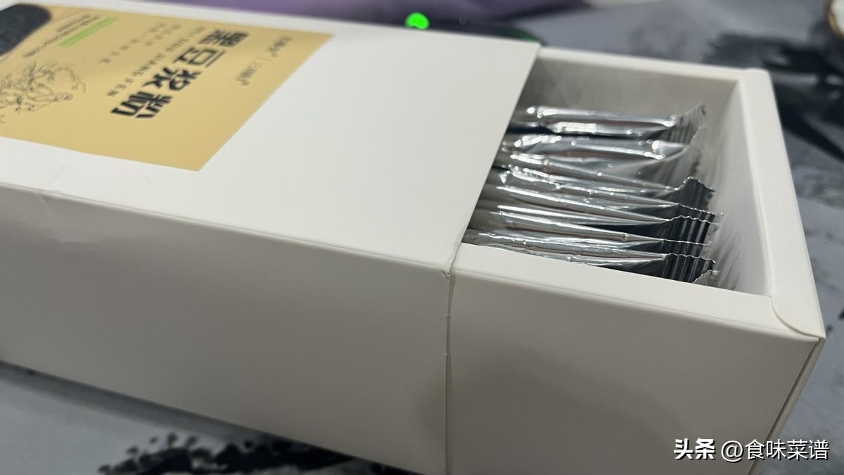 00后男大学生“特种兵式”旅游走红，背包常备这5样，旅途不受罪