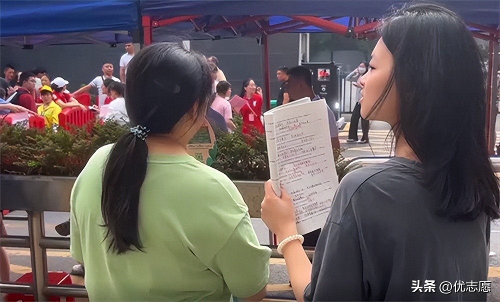 直击高考现场2018,直击高考第一现场助力高考