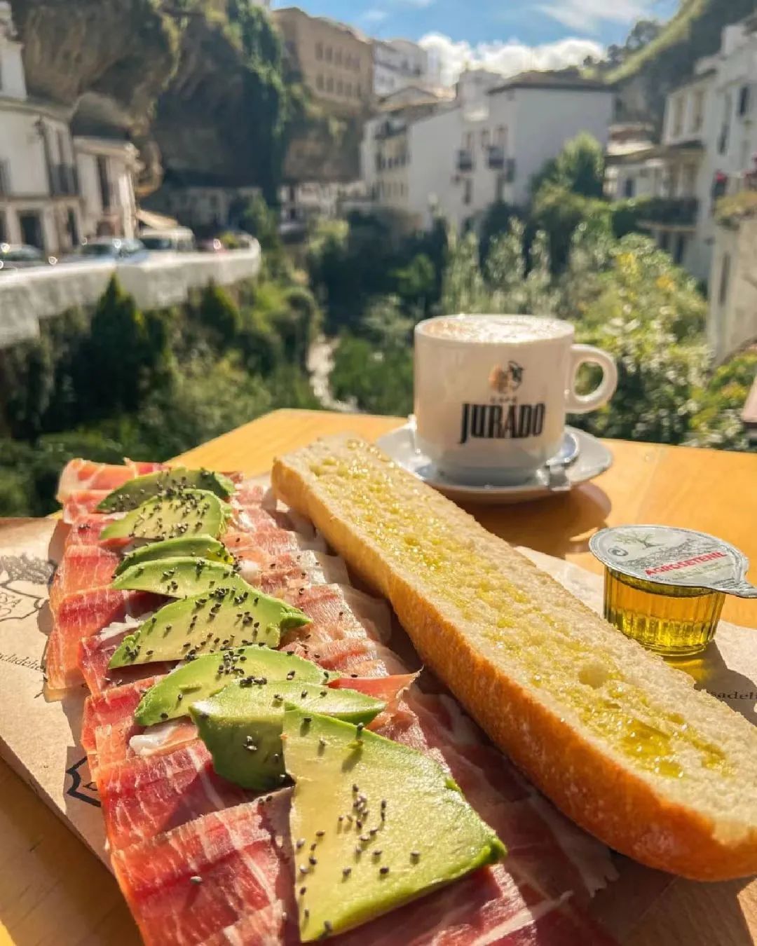 用营养早餐开启新的一天,用早餐开启美好一天