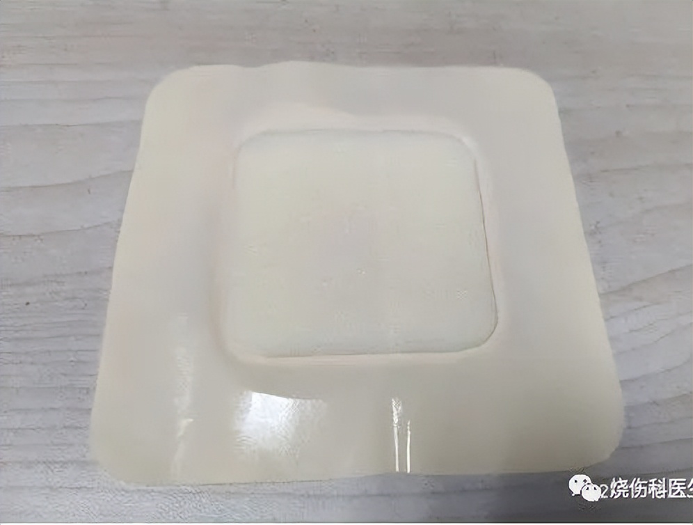 创面外用药物及敷料的使用策略及理论依据