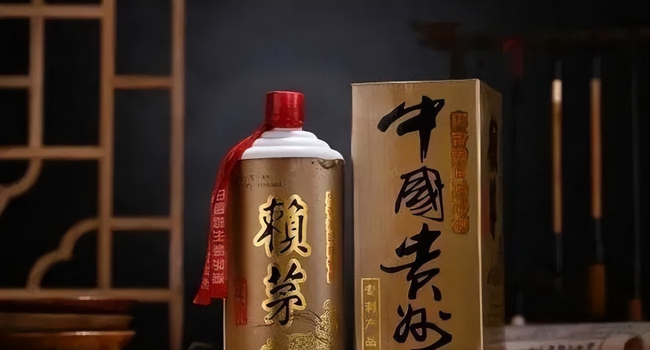 97年赖茅酒香港回归特制,1997年赖茅53度酱香型1000ml真假