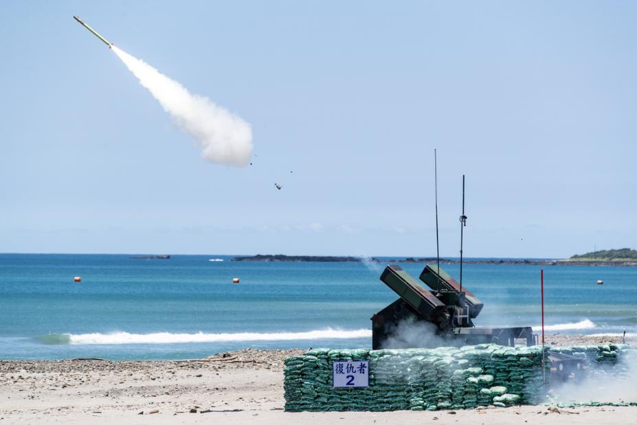 7月7日：向台湾驻军后，台岛有钱人开始变现，解放军有收台征兆