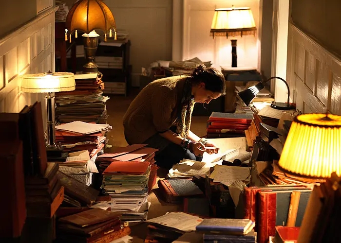 黄石第1季凯利蕾莉角色,电视剧黄石贝斯的扮演者凯利蕾莉