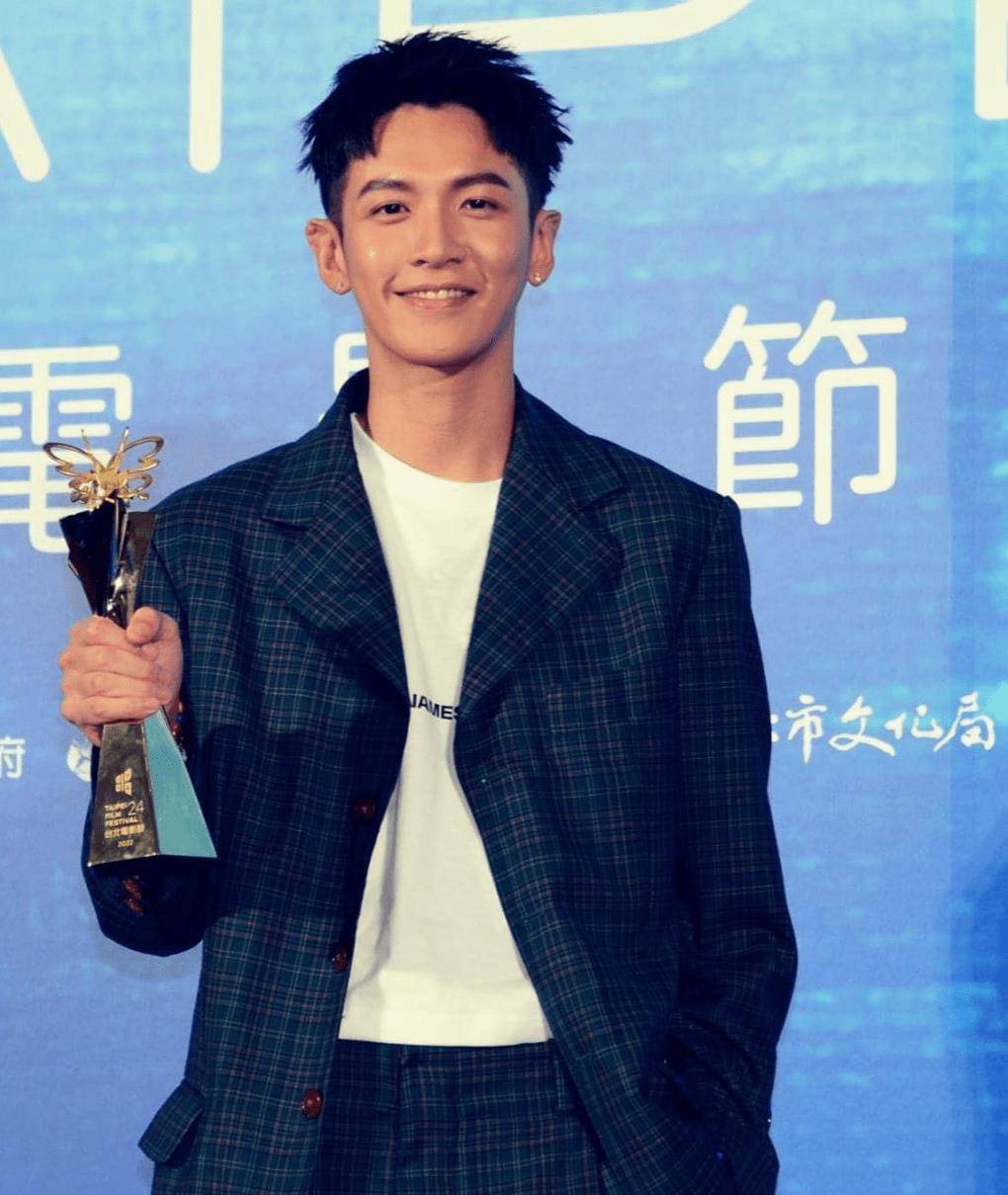 盘点娱乐圈9位男星的“衰落史”,劣迹男明星都有谁