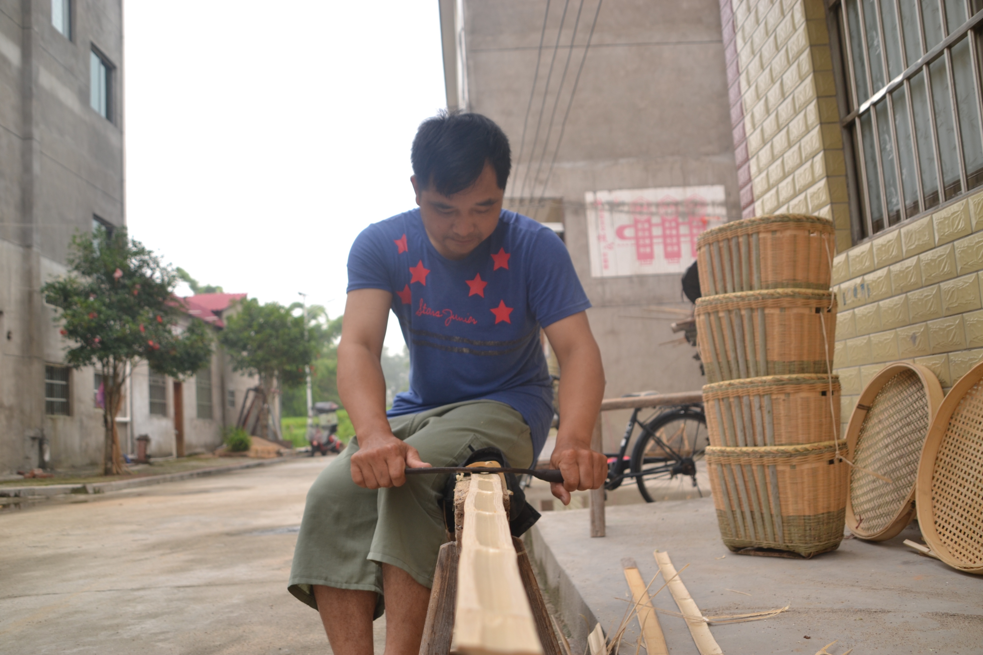 篾匠传承手艺,竹编工艺老篾匠江西