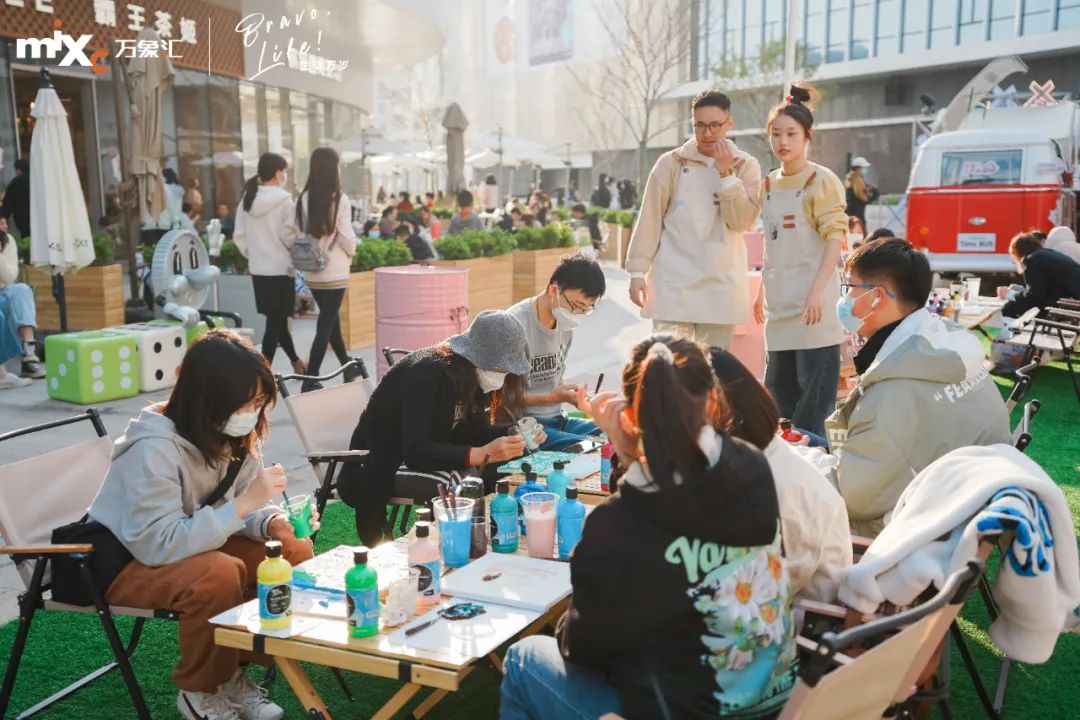 9个月交出一份湾区生活提案，这座万象汇诠释了新时代「中山慢」