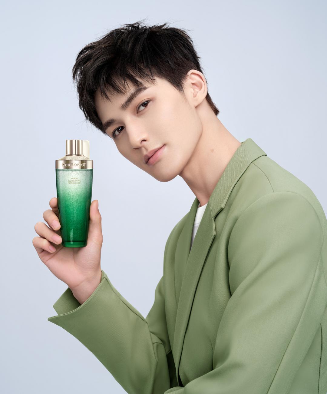 四级作文把clinic当成了食堂,英语四级作文题目school