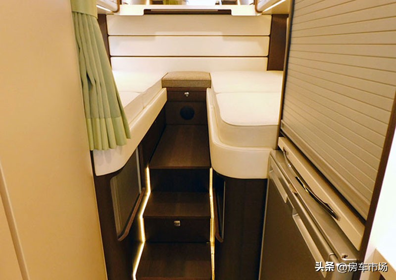 考斯特四驱房车长轴版,拓展的丰田考斯特房车