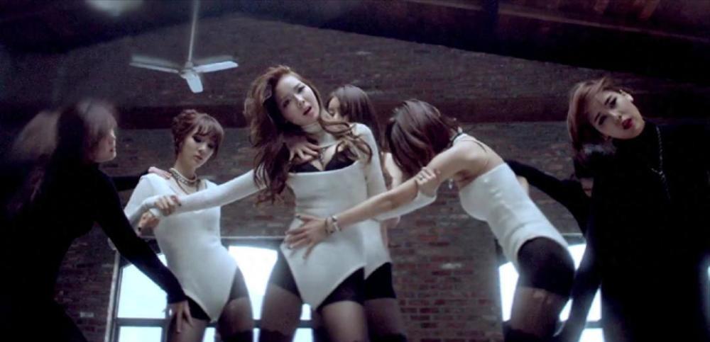 揭秘疯马秀事件,疯马秀事件引热议