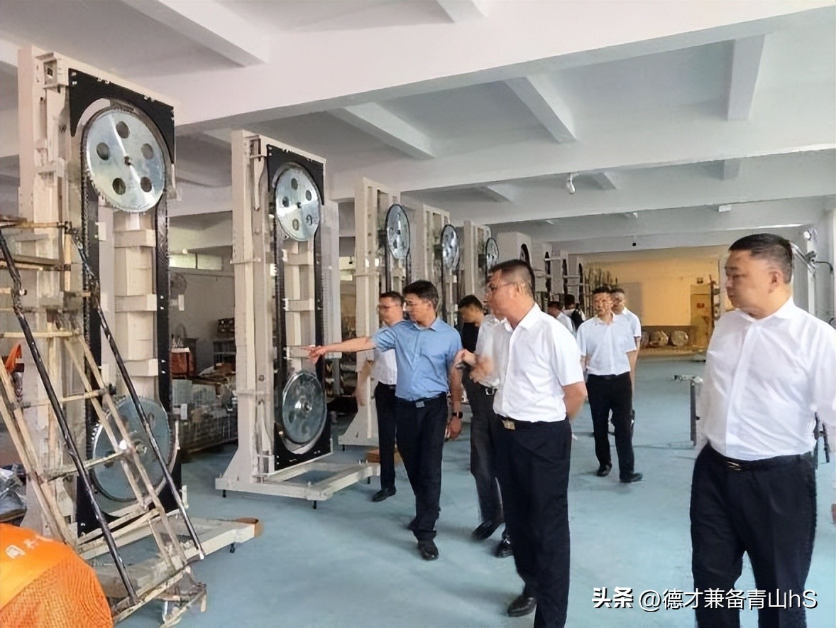 热烈欢迎四会市市委书记李伟忠一行莅临同兴高科考察指导工作