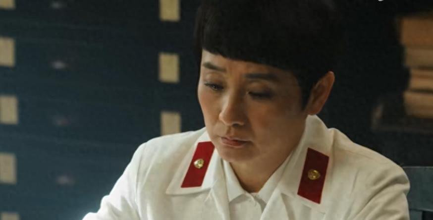 白卉暴露敌特细节,画眉白卉怎么成了反派