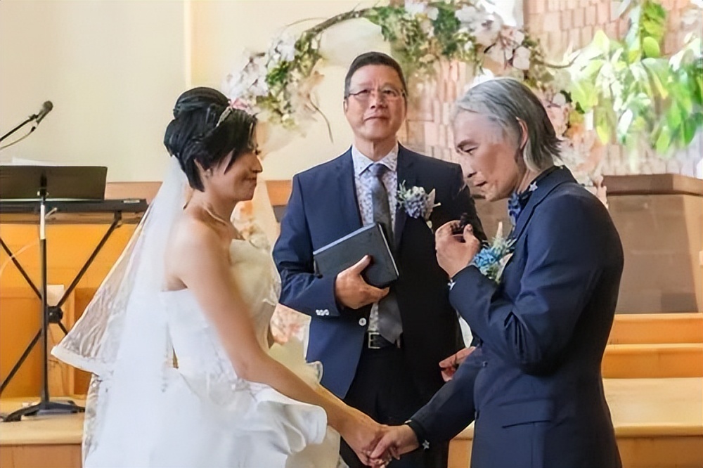 54岁李丽珍罕见亮相,56岁的李丽珍近况如何