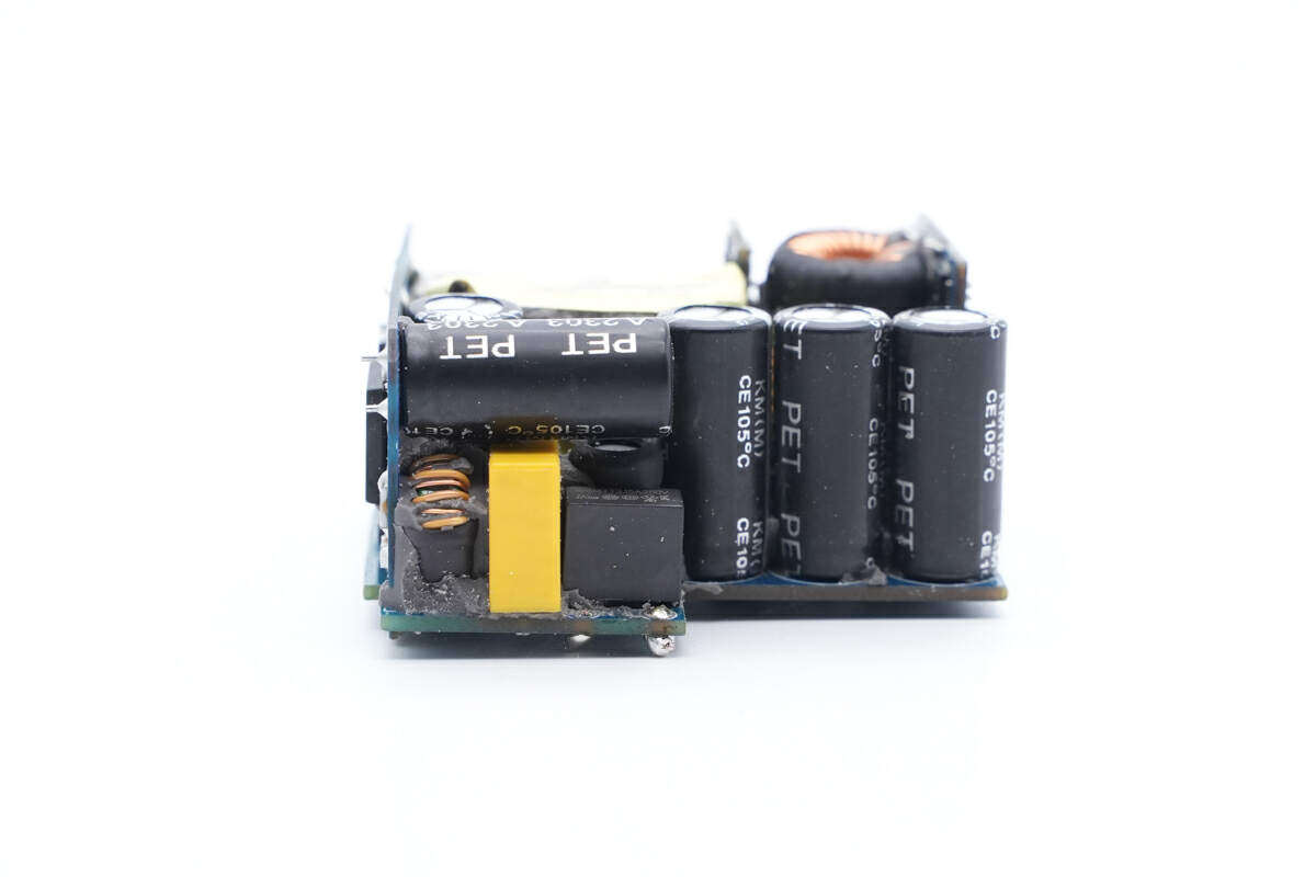 魅族pandaer无线充测评,魅族pandaer充电宝拆解