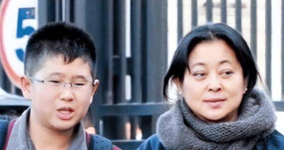 肌肤衰老皱纹图片大全大图,女人皱纹衰老图