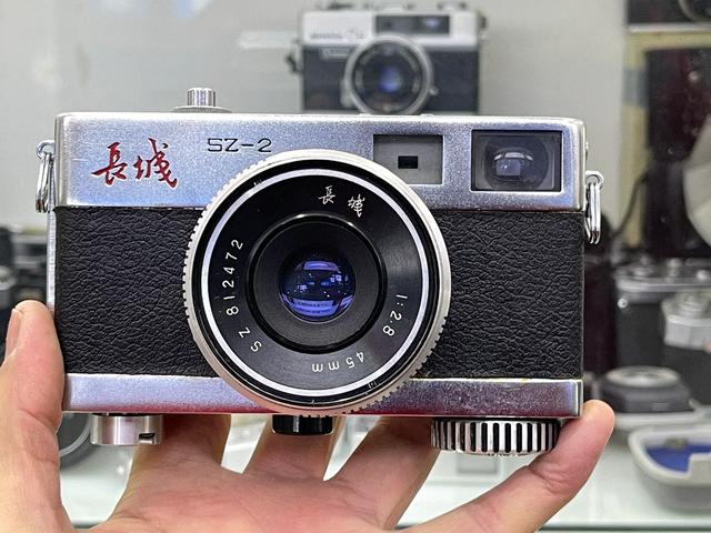 俄罗斯相机与美国相机对比哪个好 (俄罗斯老相机有收藏价值吗)