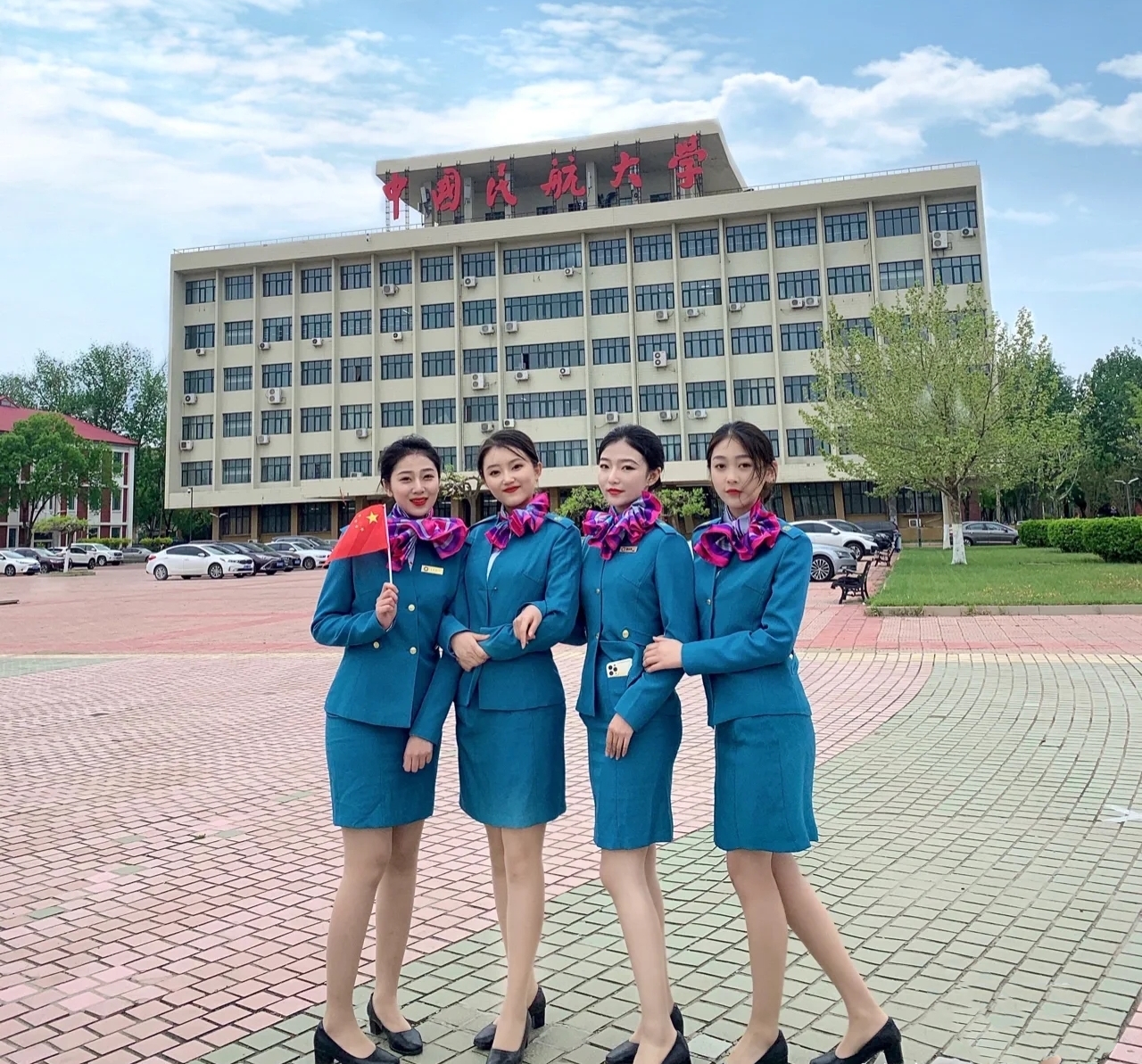 稳定且有前景的大学专业,高颜值大学