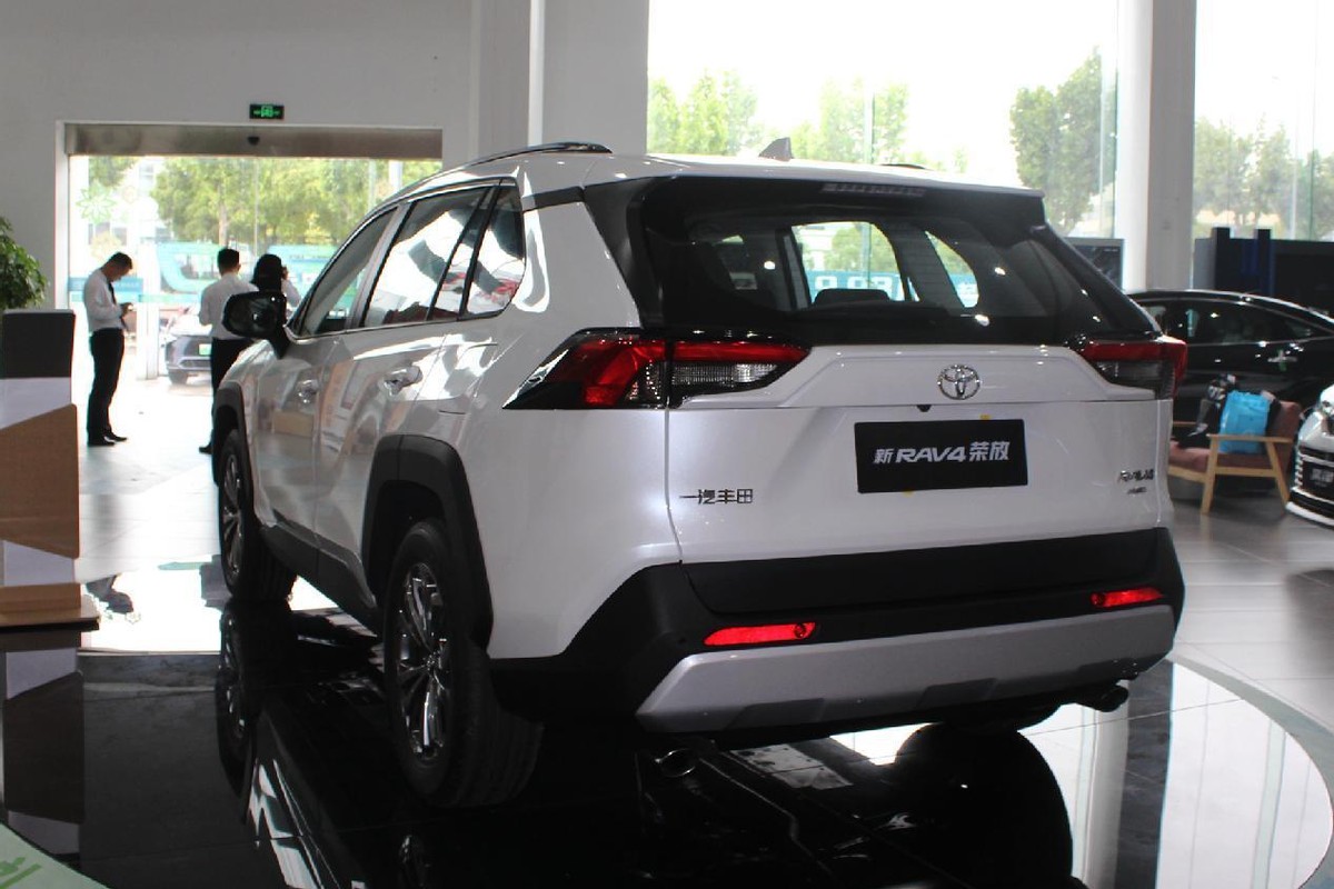 大热必火全新rav4荣放初体验,动感时尚的全新rav4荣放表现如何