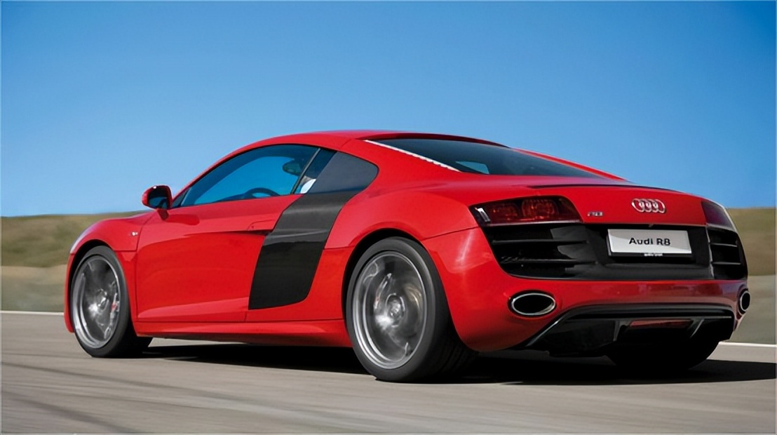 r8v10,奥迪r8v10performancequattro