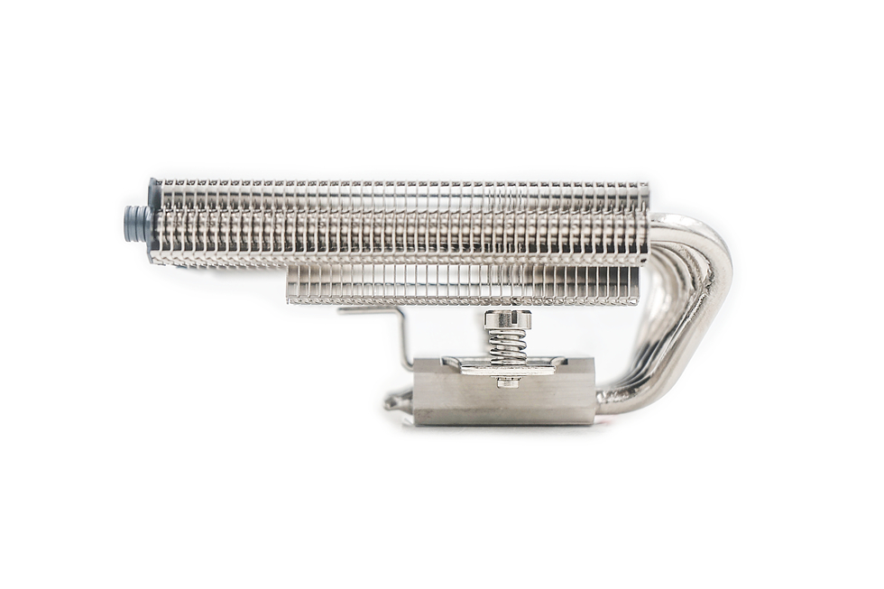 乔思伯机箱u5装机教程,桌面上的小垃圾桶