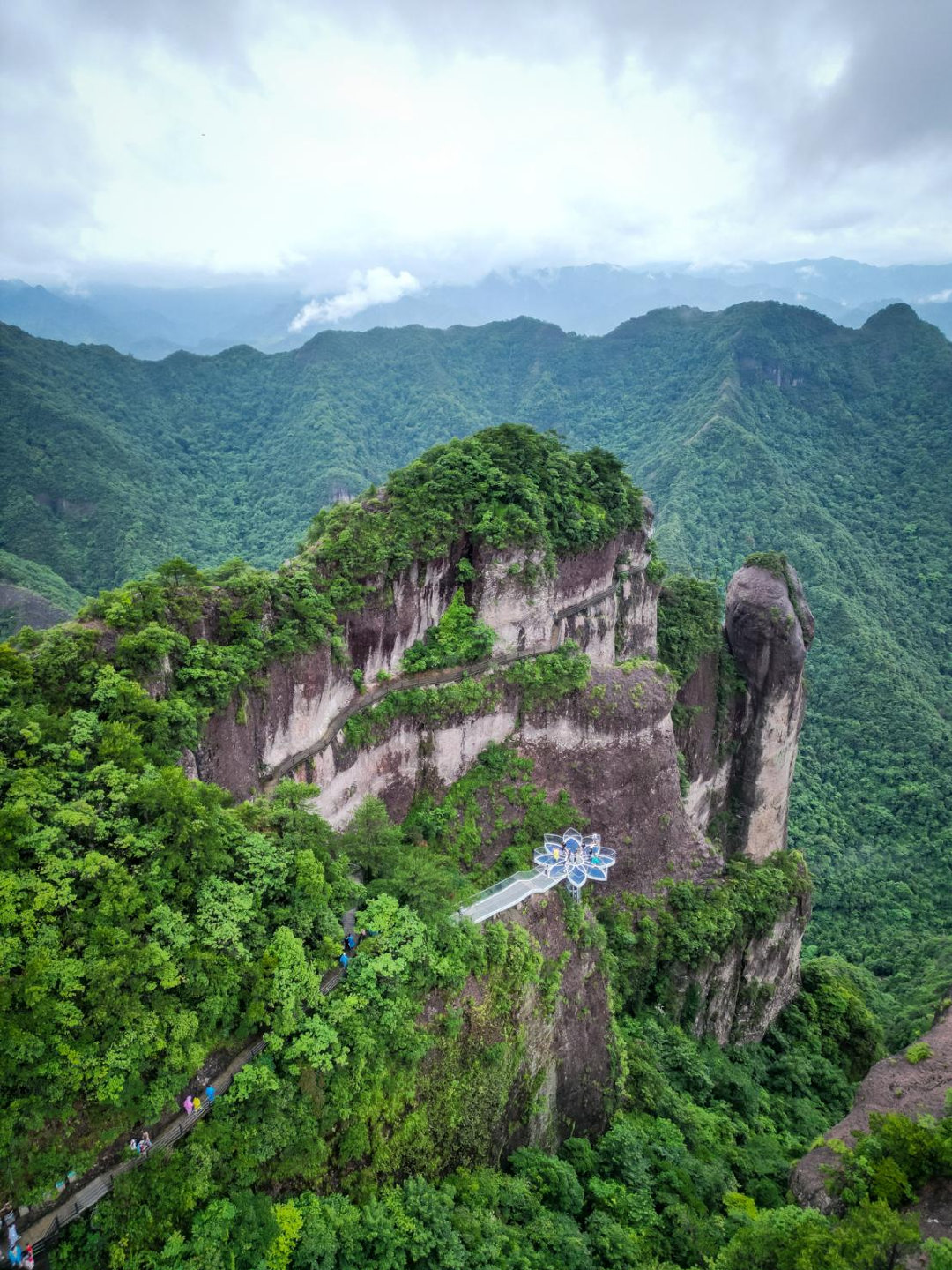 不用爬到山顶也能看到的美景,不用爬风景又好的山