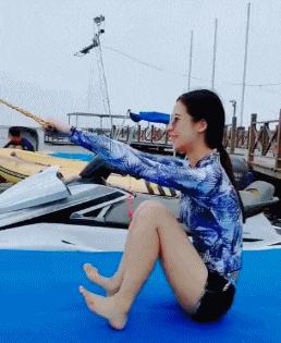 搞笑gif段子被你这个蠢货惊呆了,搞笑gif段子实在是猝不及防啊