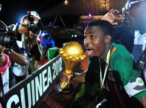 非洲黑星的足球盛宴——细数历届非洲杯金靴得主