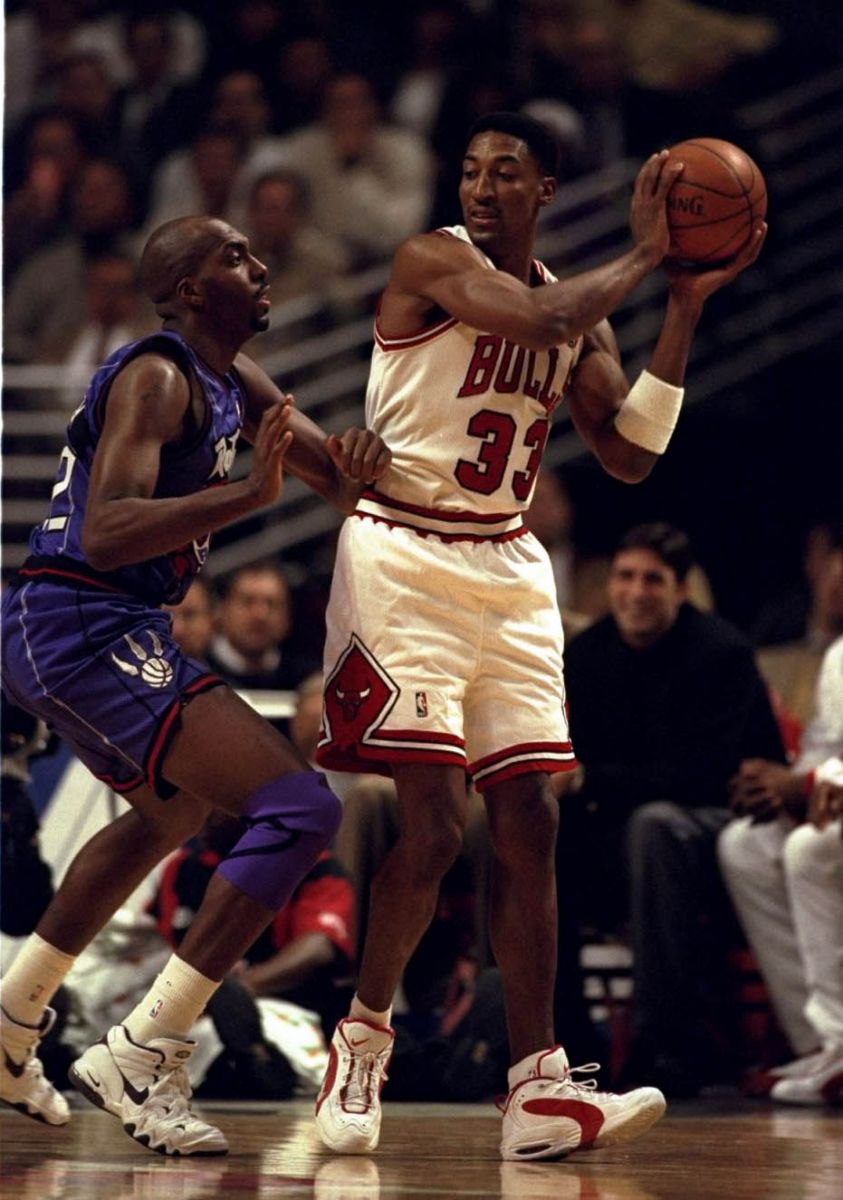 从控卫到中锋的球员,从后卫打到中锋的有谁