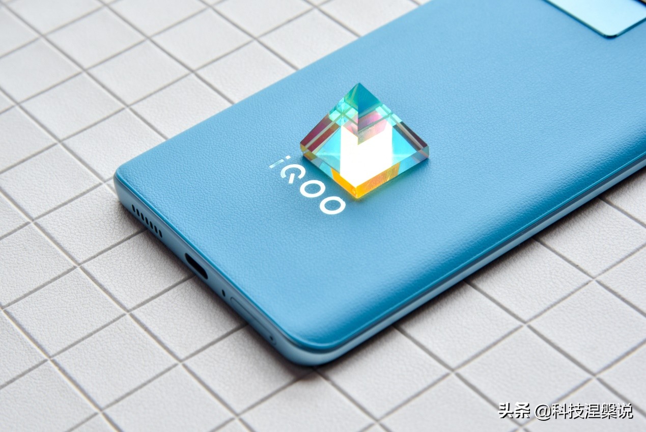 iqooneo6官宣这款手机值得等吗,iqooneo6怎么样把游戏发挥到极致