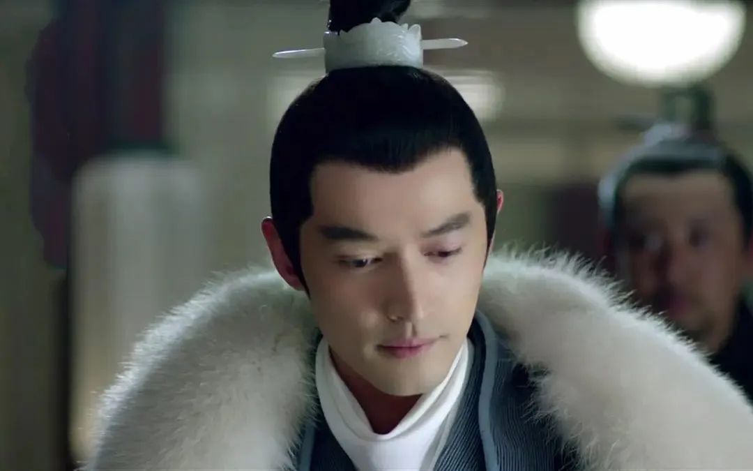 消失六年的他回来了,消失五年的他