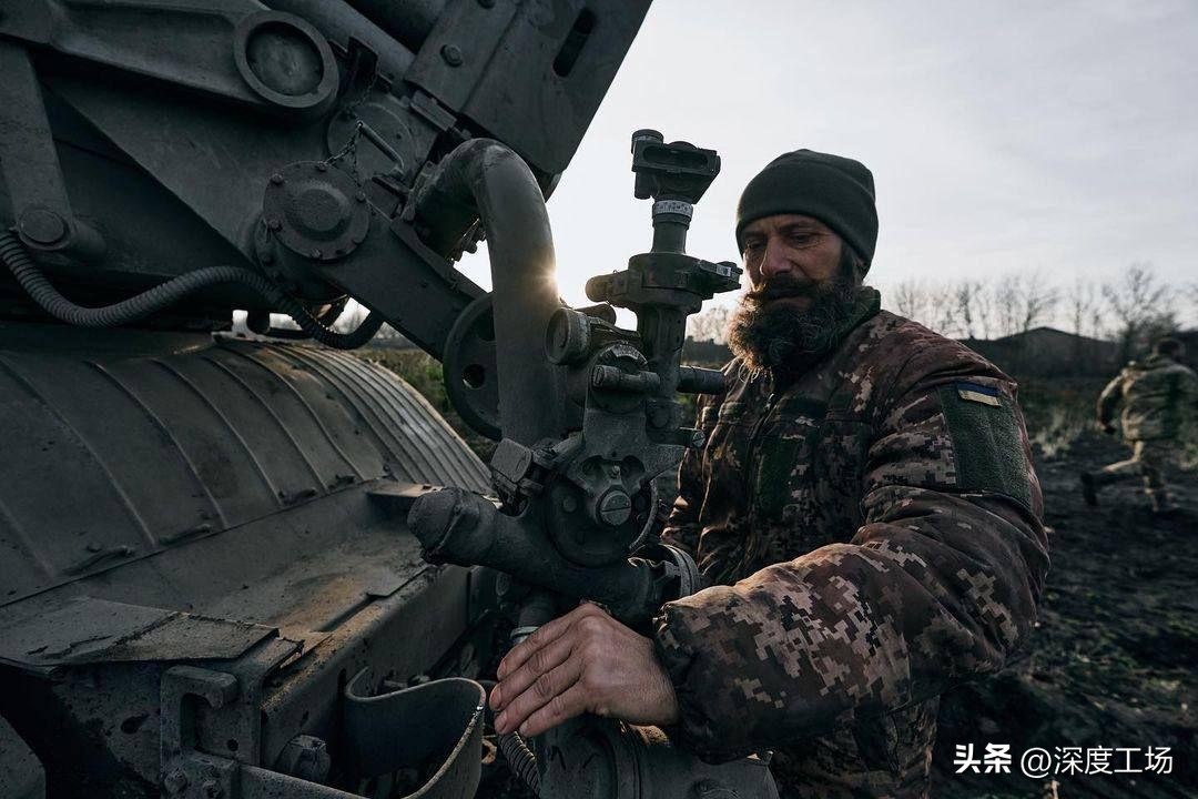 俄军敢死队精彩片段,俄军突击队猛攻乌军阵地