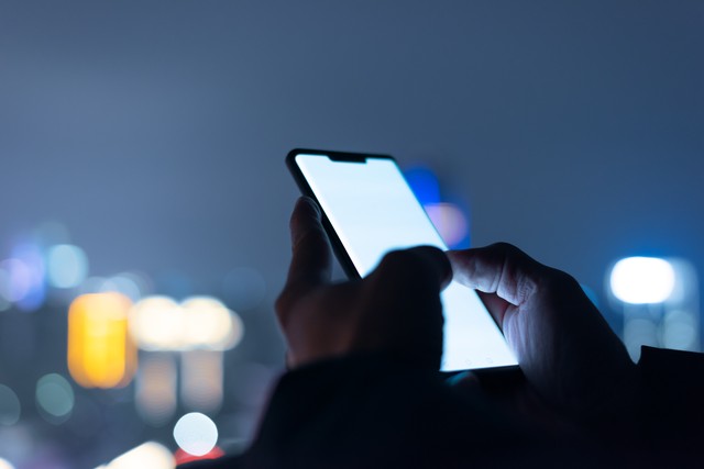 手机的护眼模式，是真的能保护眼睛吗？