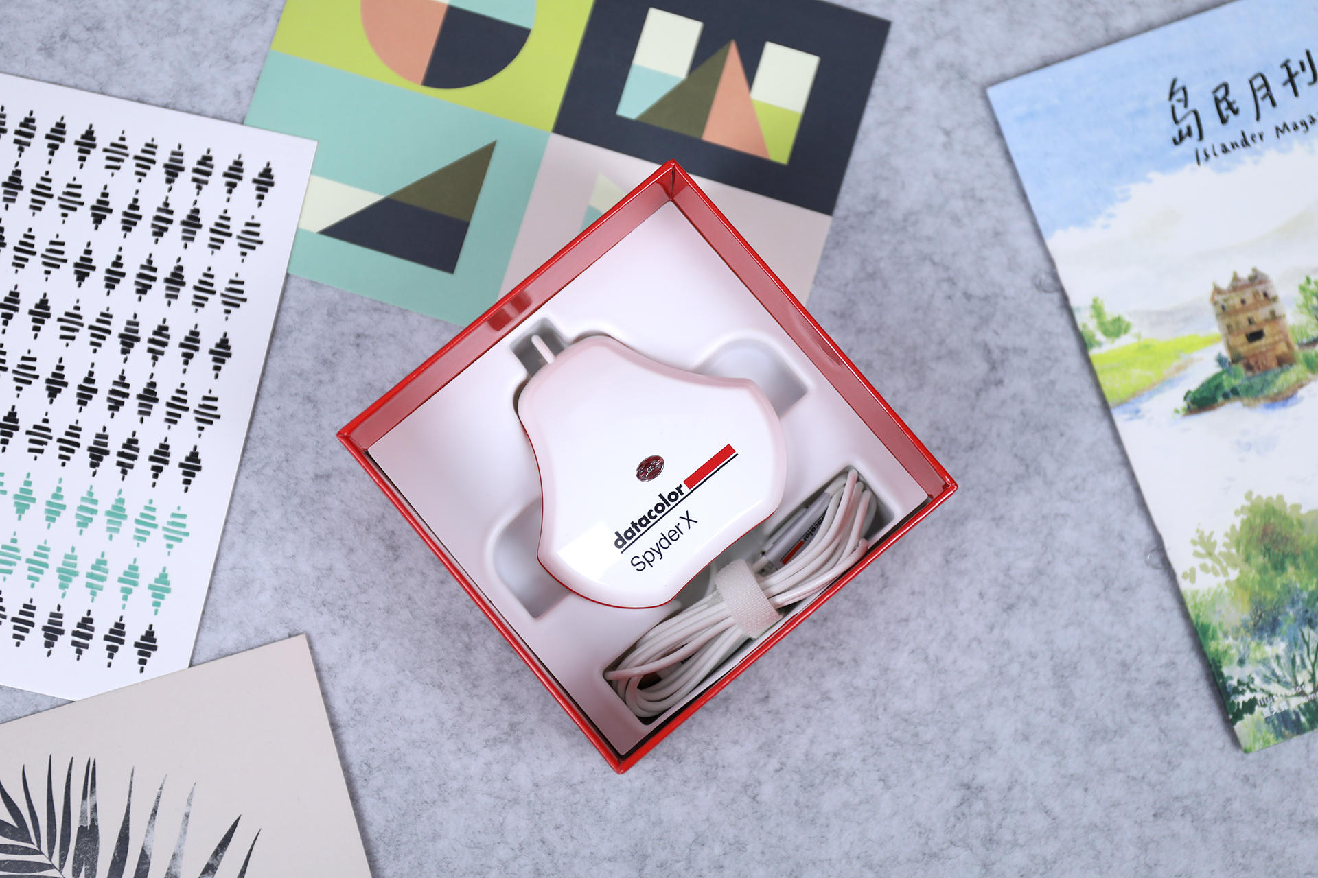 显示器校色以后偏灰怎么办,显示器颜色过于饱和需要校色吗