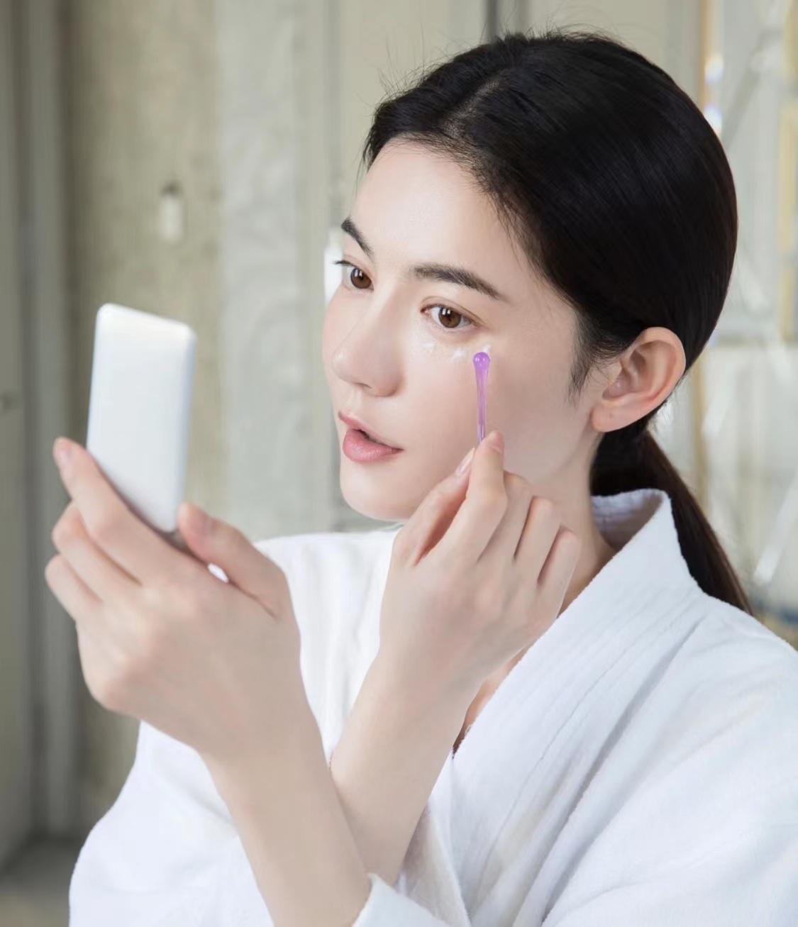 懂护肤的女人都只回购这几款,眼霜懂保养的人都在偷偷这样用