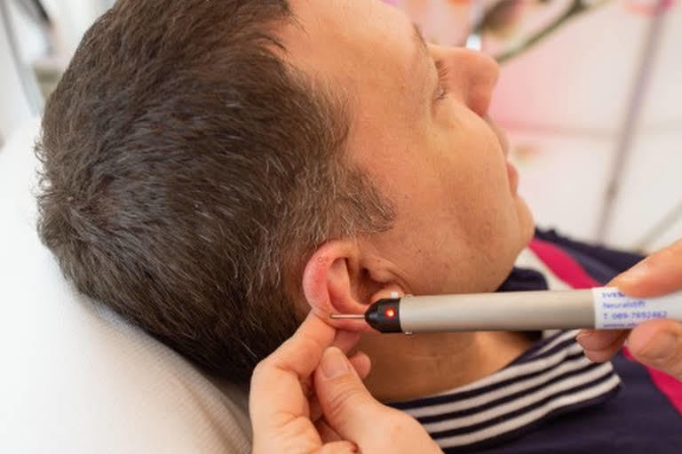 法国的国宝级老中医,中医药治老狗