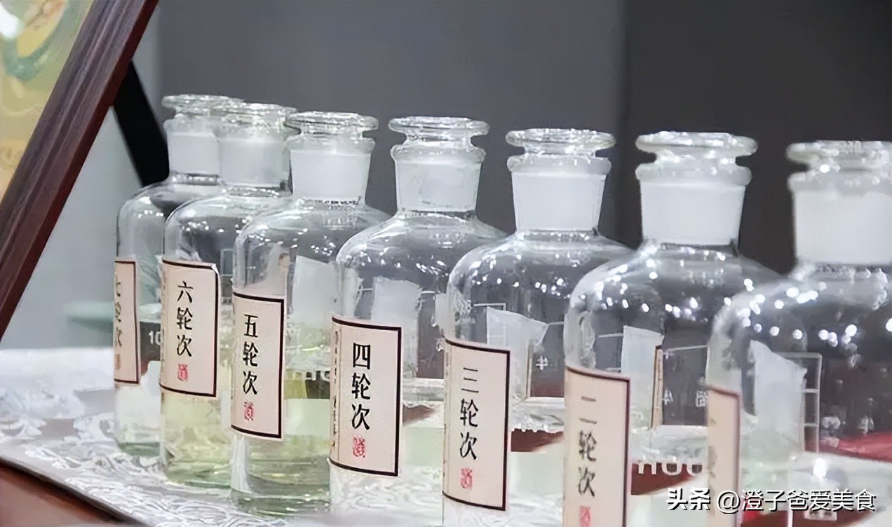 同样是茅台酒，为啥53度一瓶难求，43度少有人喝？行家：区别很大