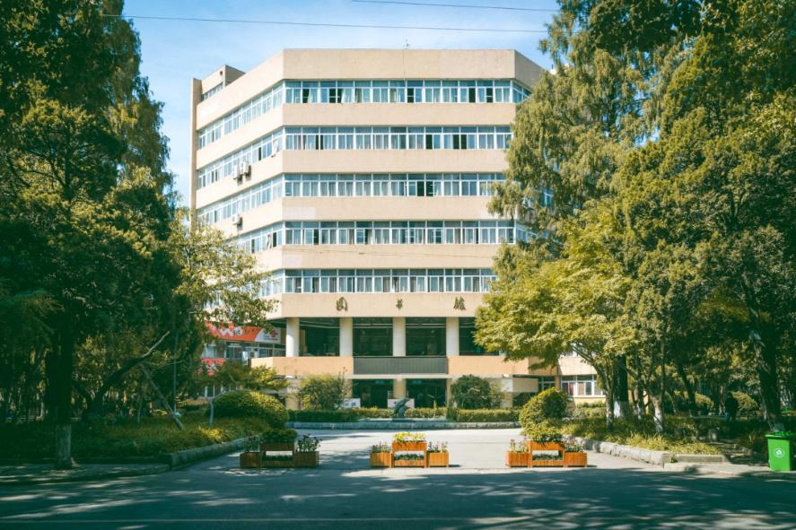 普通“四非”高校的武汉科技大学，实力到底怎么样？